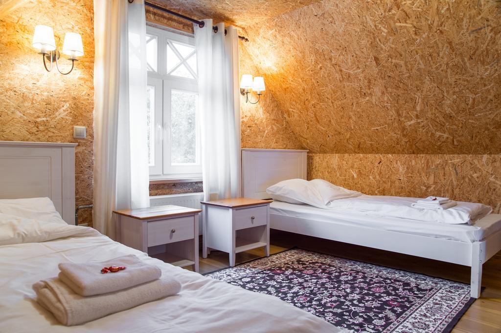 Posti Hostel Kardla Exterior photo