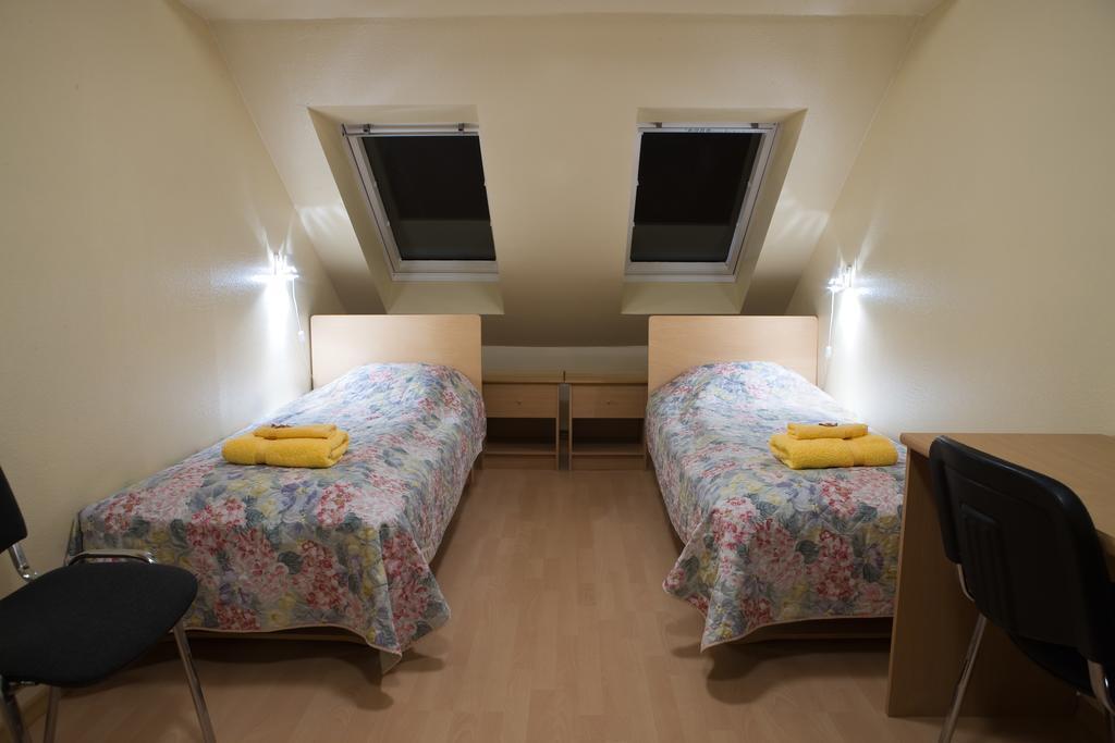 Posti Hostel Kardla Exterior photo
