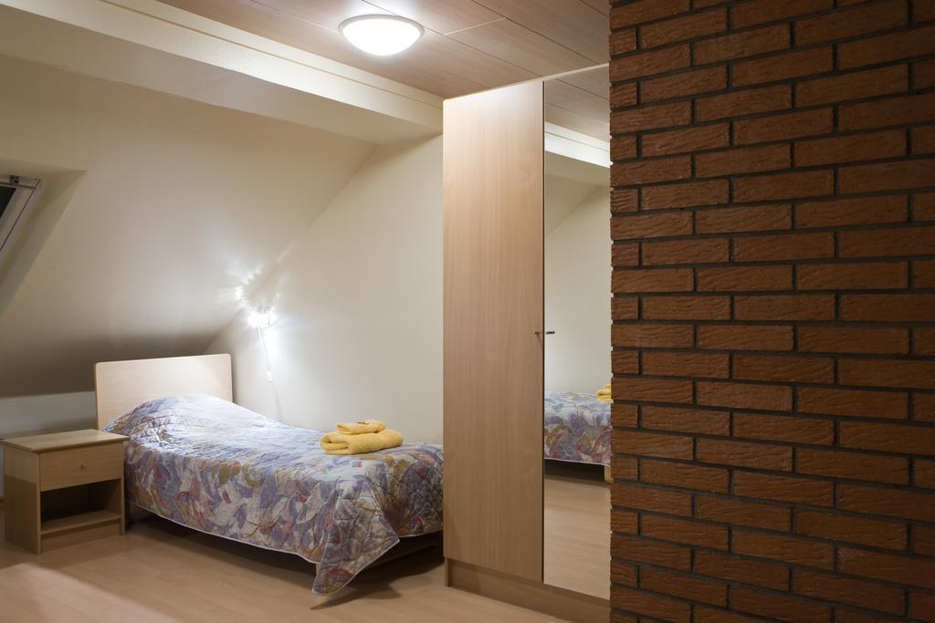 Posti Hostel Kardla Exterior photo